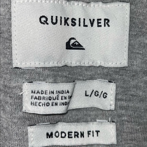 Quiksilver Button Down. - Picture 2 of 3